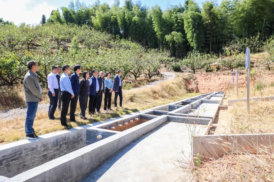 劉琳一行在建寧縣調(diào)研。福建省水利廳供圖