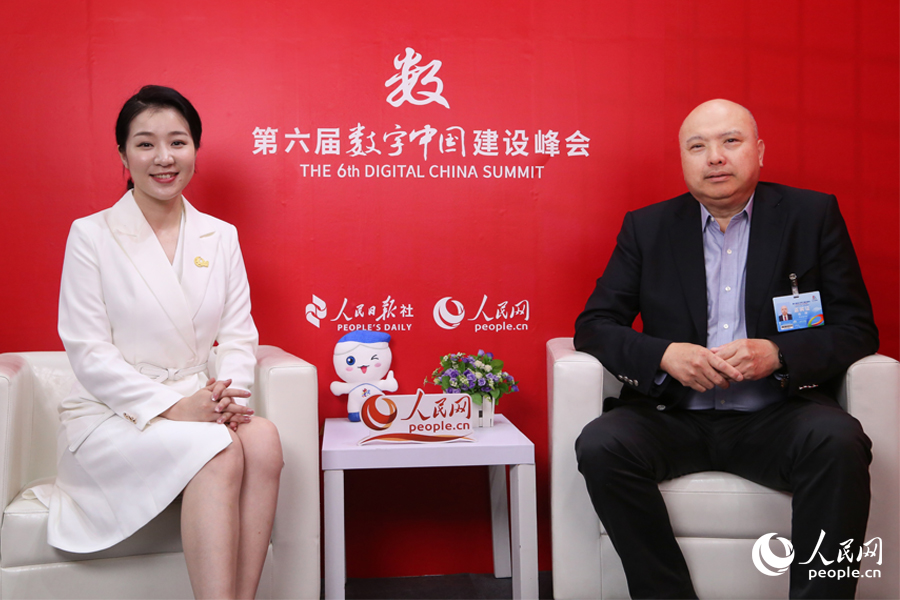 鄭輝接受人民網(wǎng)專訪。人民網(wǎng) 葉青卿攝