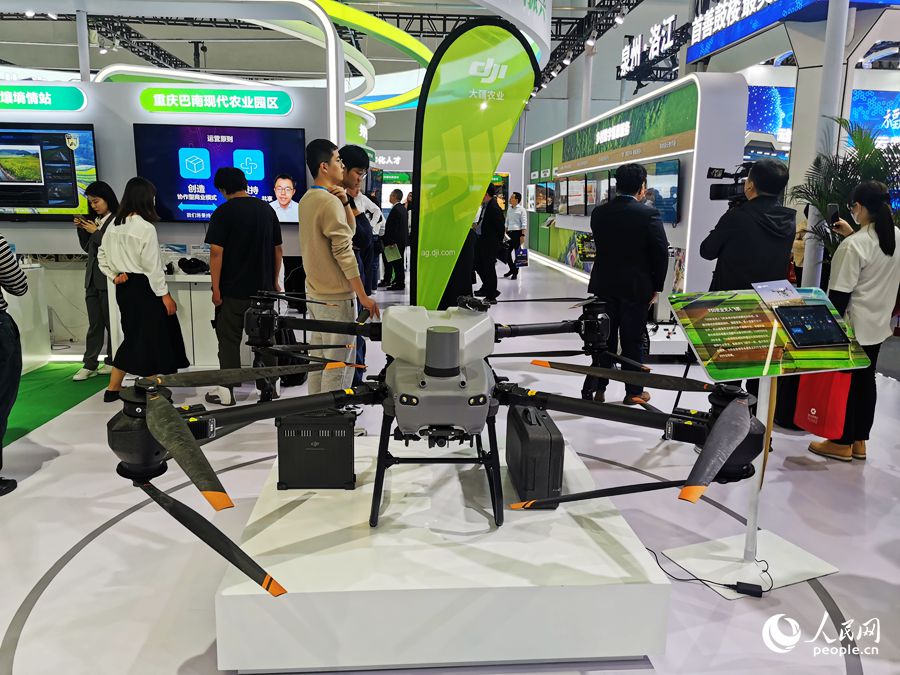 T50農(nóng)業(yè)無(wú)人飛機(jī)。人民網(wǎng) 葉青卿攝