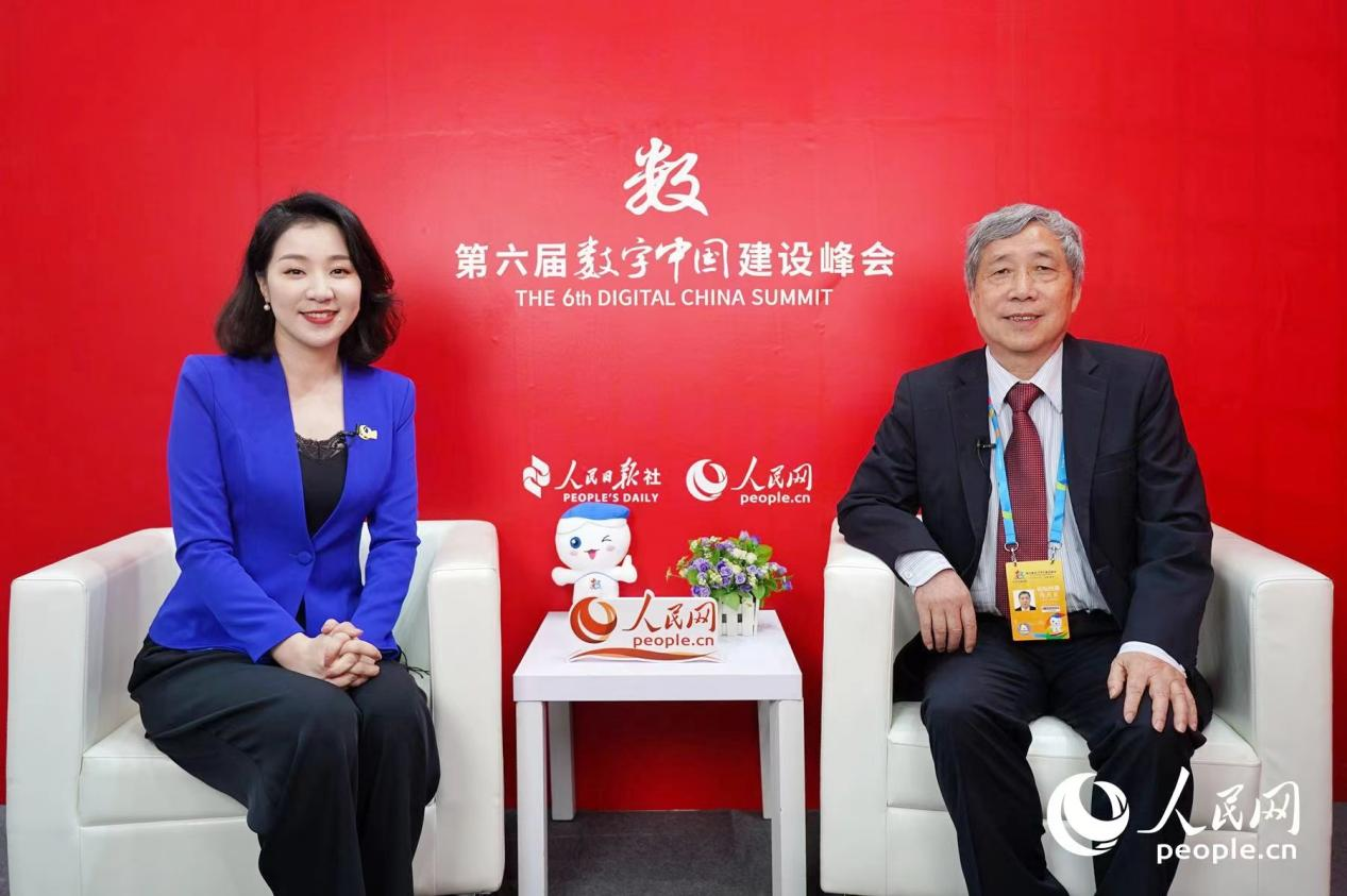 陳光巨接受人民網(wǎng)專訪。人民網(wǎng) 蘭志飛攝