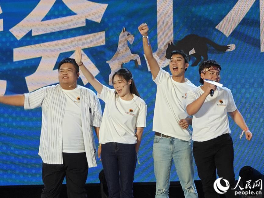 在“海峽青年團(tuán)隊(duì)”分享環(huán)節(jié)，“黑貓文旅基地”團(tuán)隊(duì)講述6年來(lái)在福建投身鄉(xiāng)村振興實(shí)踐的故事。人民網(wǎng) 黃東儀攝