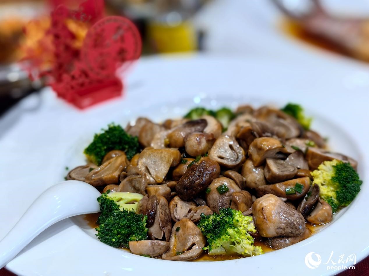 古田正致力于打造“素食之都”。人民網(wǎng) 葉青卿攝