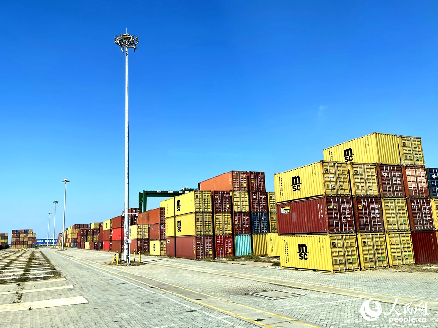 福州港江陰港區(qū)。人民網(wǎng)記者 陳藍(lán)燕攝