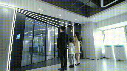 施米德全屋智能聯(lián)動(dòng)。人民網(wǎng)記者 陳博制