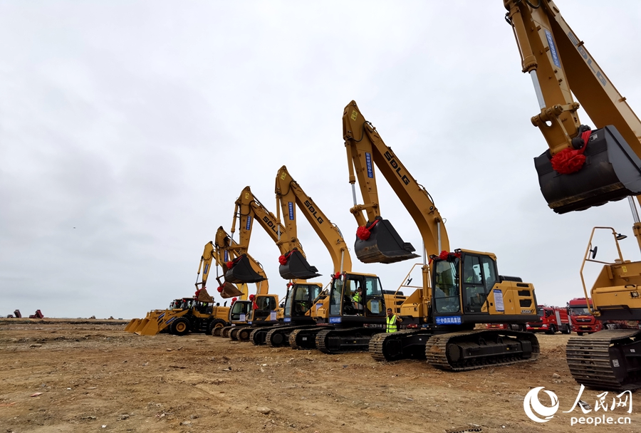 漳州至汕頭高速鐵路開工建設(shè)現(xiàn)場(chǎng)。人民網(wǎng) 蘇海森攝