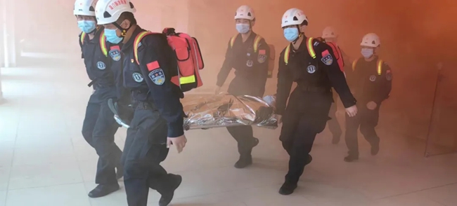 開展應(yīng)急演練。