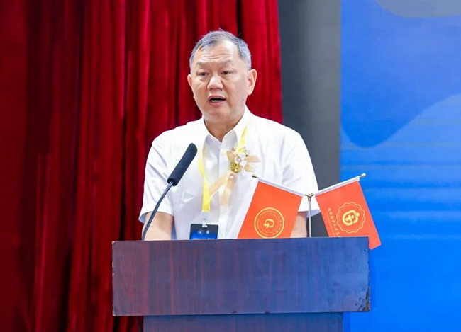 林紀(jì)建現(xiàn)場(chǎng)發(fā)言。