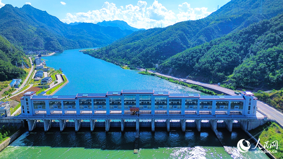 “一閘三線”工程莒口攔河閘。人民網(wǎng) 黃東儀攝