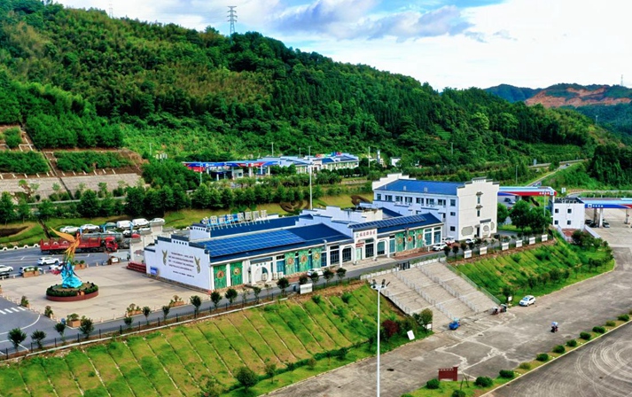 沿著“美麗高速”，奔赴“祥瑞畬鄉(xiāng)”