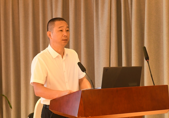 3.平潭綜合實(shí)驗(yàn)區(qū)社會(huì)事業(yè)局黨組成員、四級(jí)調(diào)研員王遠(yuǎn)星致詞.jpg
