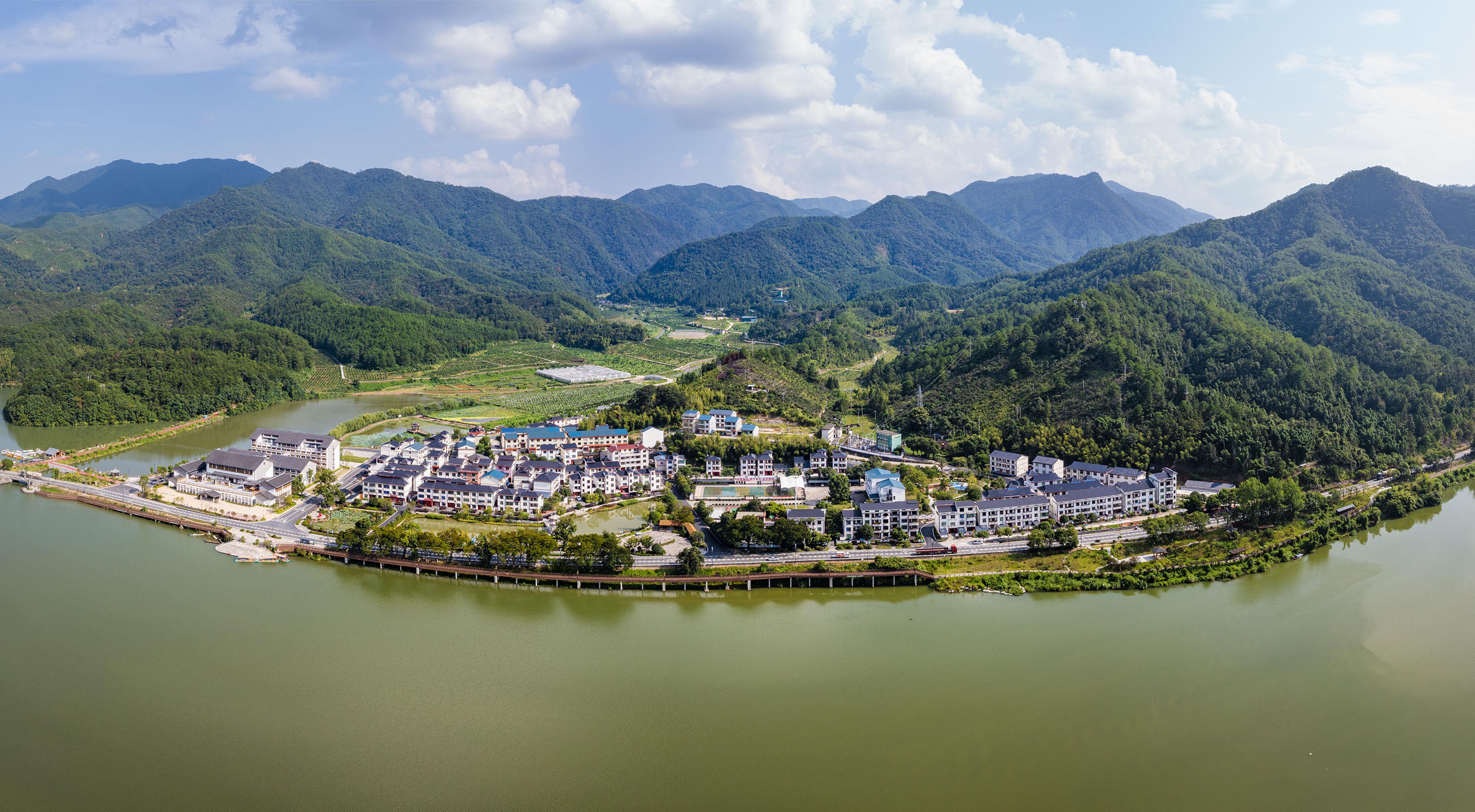 農(nóng)行三明分行將樂支行為將樂縣常口村各類主體提供信貸支持約1億元。圖為“綠盈鄉(xiāng)村”常口村。