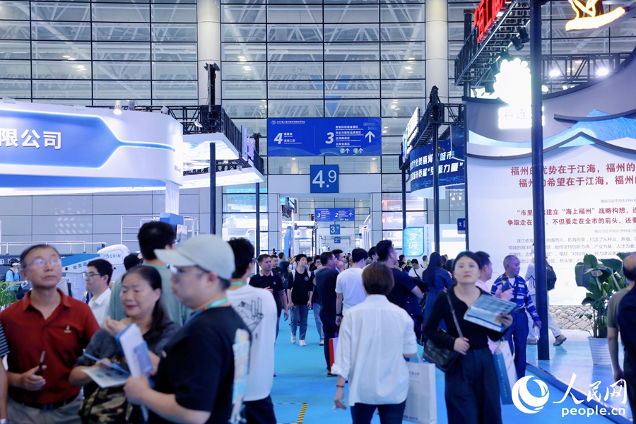 博覽會預(yù)計將迎來逾3萬名專業(yè)觀眾。人民網(wǎng) 李唯一攝