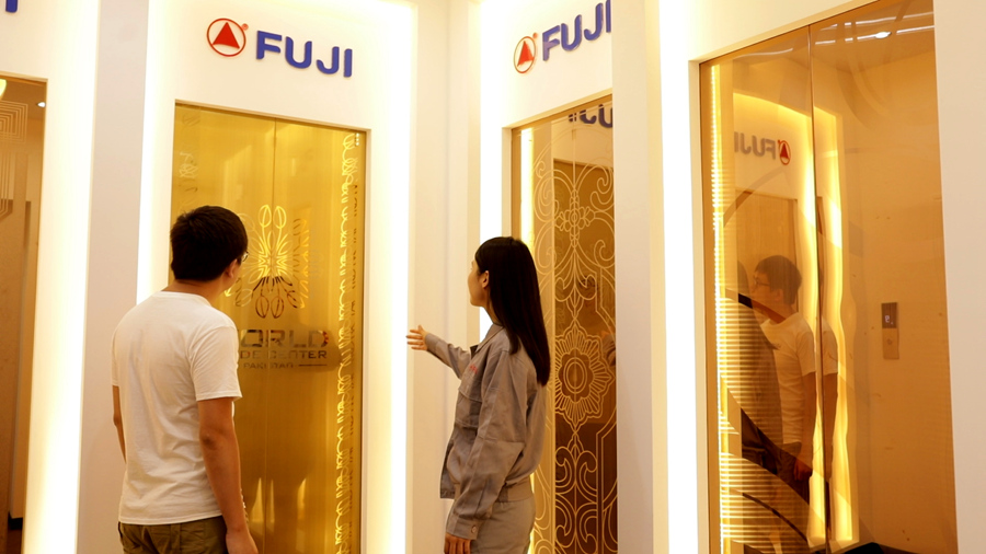 中僑富士不同外觀設(shè)計的電梯門。中僑富士供圖
