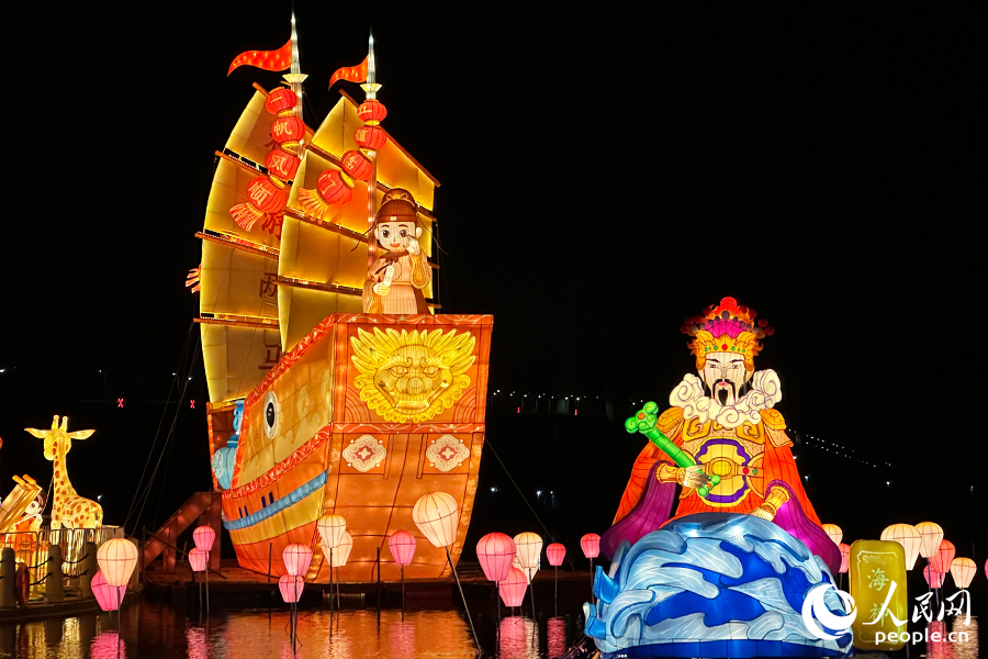 鄭和下西洋等燈組。人民網(wǎng)記者 劉卿攝