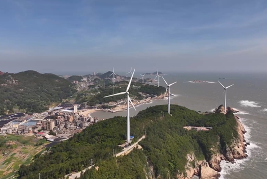 工行福州分行:持續(xù)支持實體經(jīng)濟(jì)發(fā)展工行福州分行積極行動，充分運用綜合融資方式和創(chuàng)新金融手段，全方位支持重大項目、產(chǎn)業(yè)創(chuàng)新、民生工程、民營小微等重點領(lǐng)域發(fā)展，全力支持福州加快建設(shè)現(xiàn)代化國際城市。