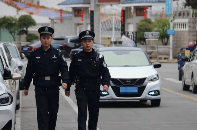 詔安縣公安局民警開展定點執(zhí)勤