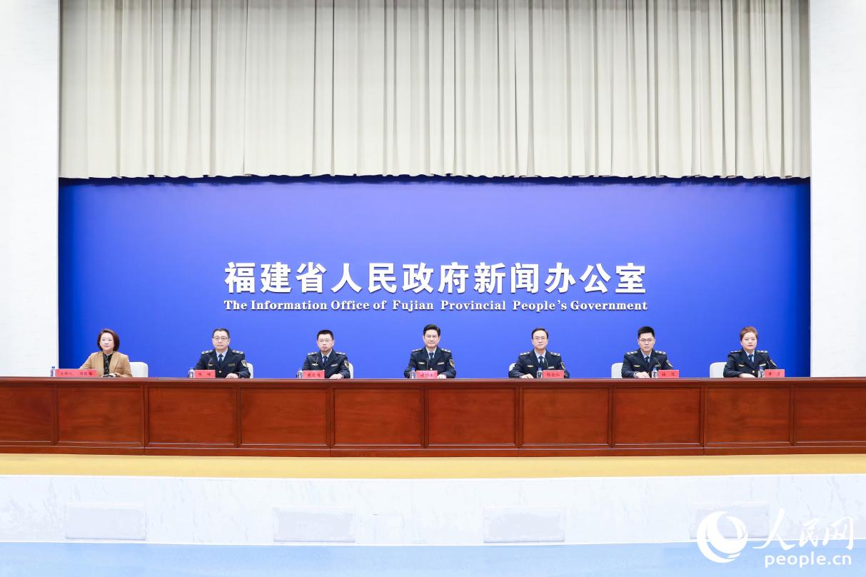 新聞發(fā)布會現(xiàn)場。人民網(wǎng) 陳永整攝