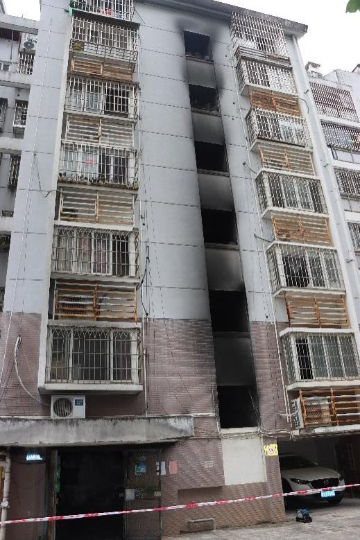 12號(hào)樓2梯北側(cè)外立面