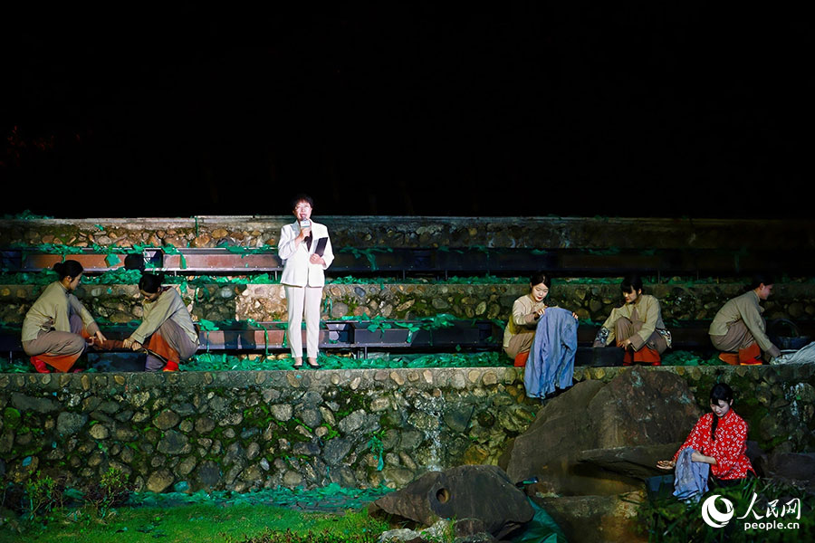 閩北蘇區(qū)婦女擔(dān)架隊(duì)、洗衣隊(duì)隊(duì)員后代張珍秀。人民網(wǎng) 李唯一攝