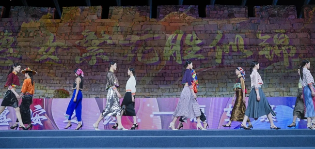 惠女服裝時尚秀