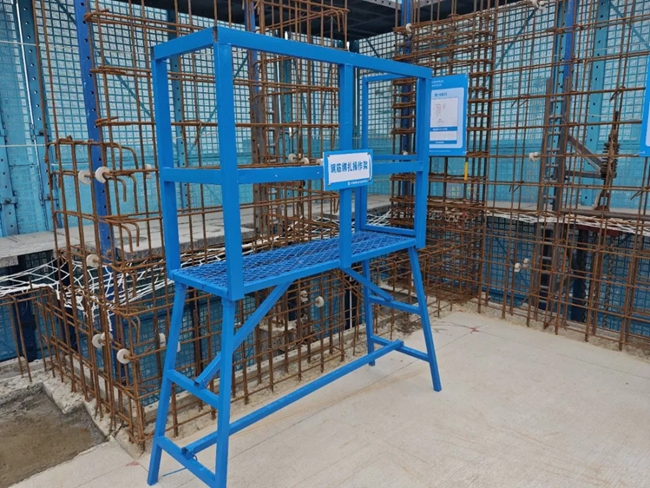 鋼筋綁扎操作架