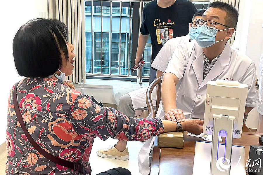 柔性引進(jìn)專家?guī)Ы炭丛\。人民網(wǎng)記者 林盈攝