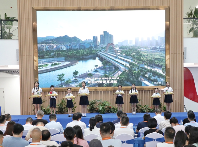 舞蹈《福見霞浦》表演。霞浦縣融媒體中心供圖