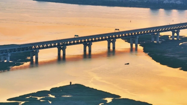 濱?？炀€全線貫通。石磊磊攝