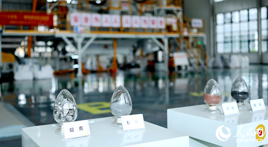 新能源電池回收的“產(chǎn)物”。人民網(wǎng) 李昌乾攝