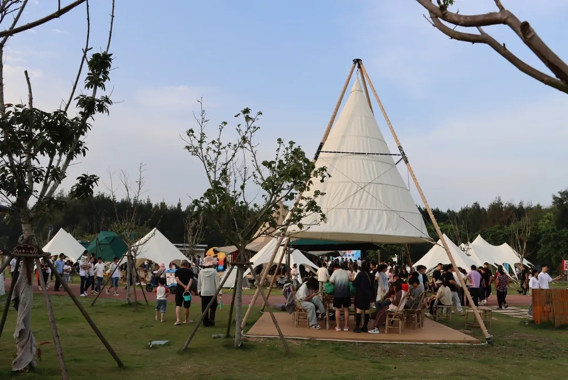 度假村露營區(qū)