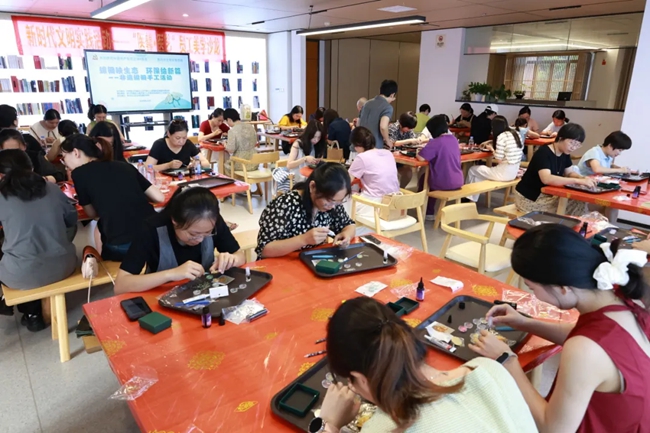 手作活動現(xiàn)場