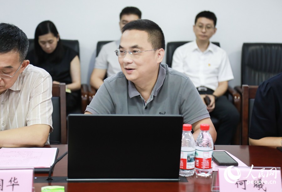 福州古厝集團有限公司黨委副書記何曦。