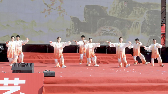 兩校青年文藝交流活動。徐銘澤、楊戊辰攝