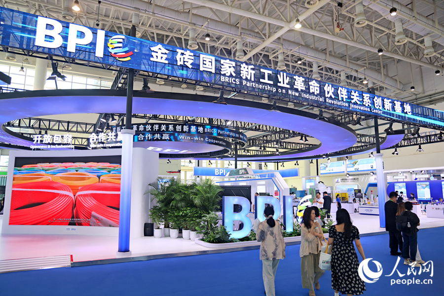 “金磚展”在廈門國際會展中心開展。人民網(wǎng)記者 陳博攝