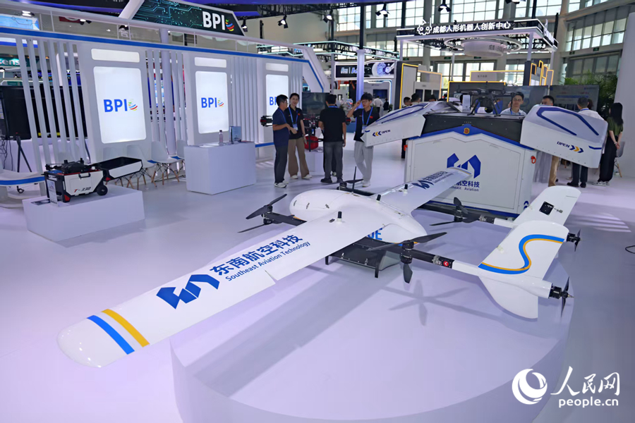 金磚創(chuàng)新基地五周年成果展區(qū)現(xiàn)場。人民網(wǎng)記者 陳博攝