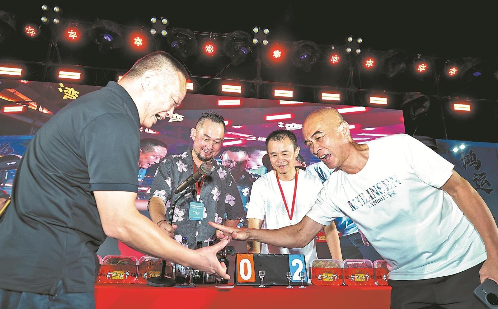 泉州的劃拳爭霸賽盡顯閩南人的豪邁（資料圖片）。