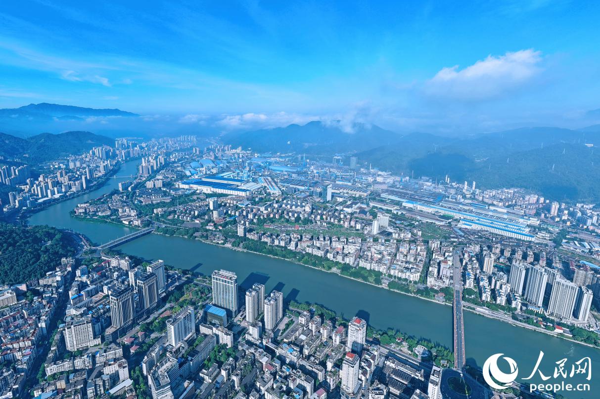 俯瞰綠都三明。人民網(wǎng) 李昌乾攝