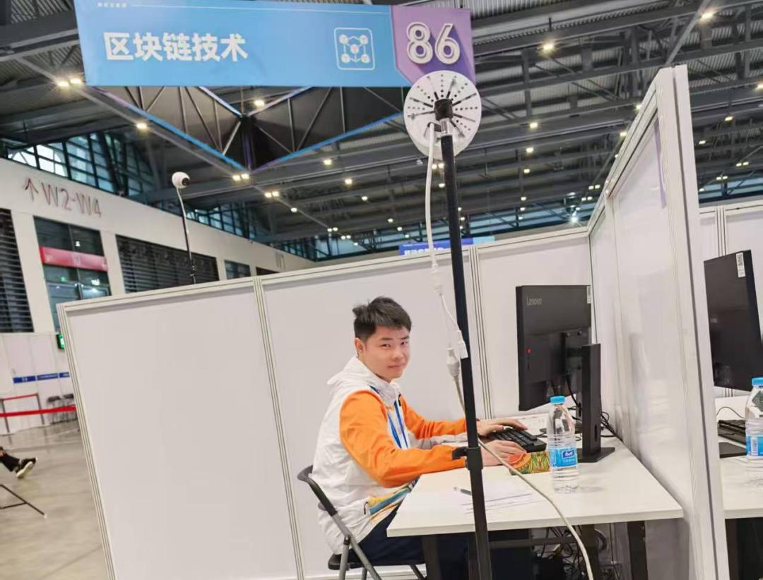 銅牌獲得者劉靈。福建技師學院供圖