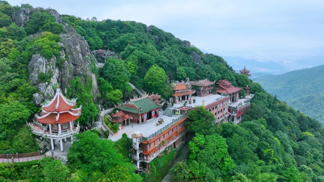 “雙節(jié)”期間，洛江各大景區(qū)紛紛推出優(yōu)惠活動