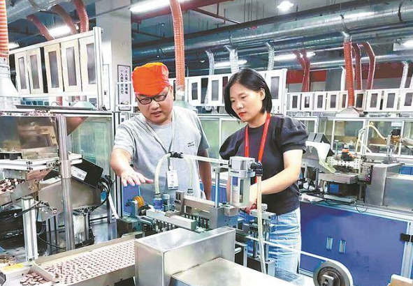 廈門市擔保工作人員走訪調(diào)研高新技術企業(yè)賽爾特。廈門市擔保供圖