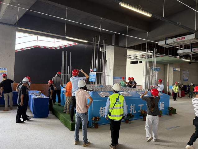 現(xiàn)場(chǎng)觀摩。