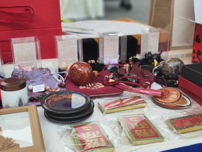 精致的文創(chuàng)產(chǎn)品。