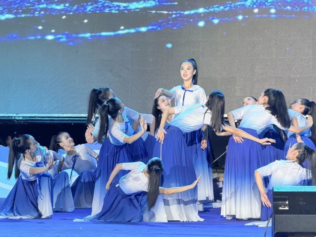 精彩的節(jié)目表演。