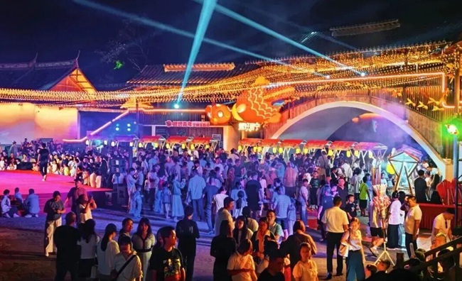 周寧鯉魚溪。陸淑華攝