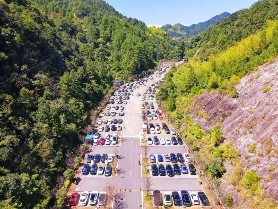 屏南白水洋景區(qū)。白水洋景區(qū)供圖