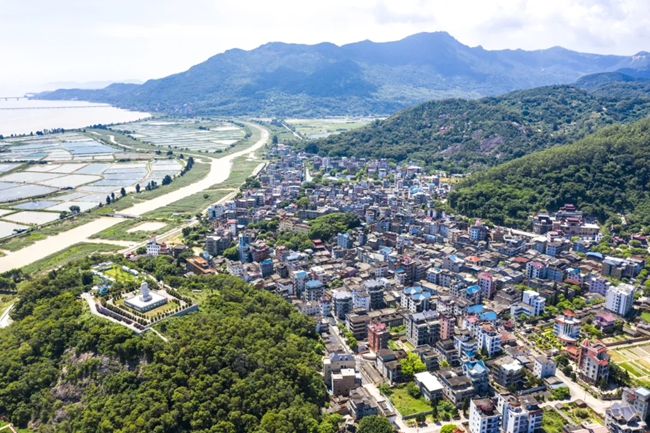 長樂區(qū)積極推動活化利用涉僑建筑。姜亮攝