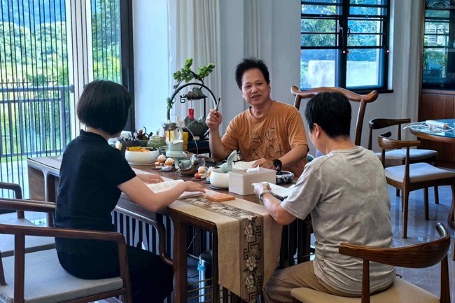 葉一舵一家。受訪者供圖