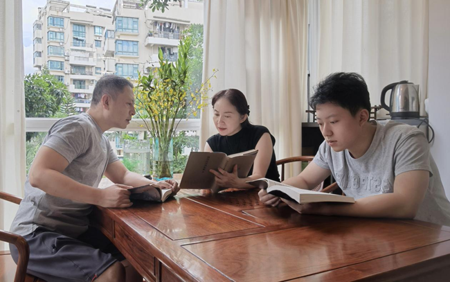 陳麗宇一家。受訪者供圖