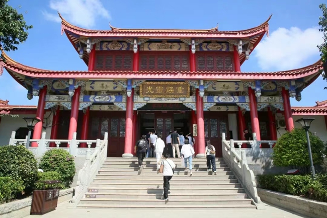 現(xiàn)場(chǎng)參觀