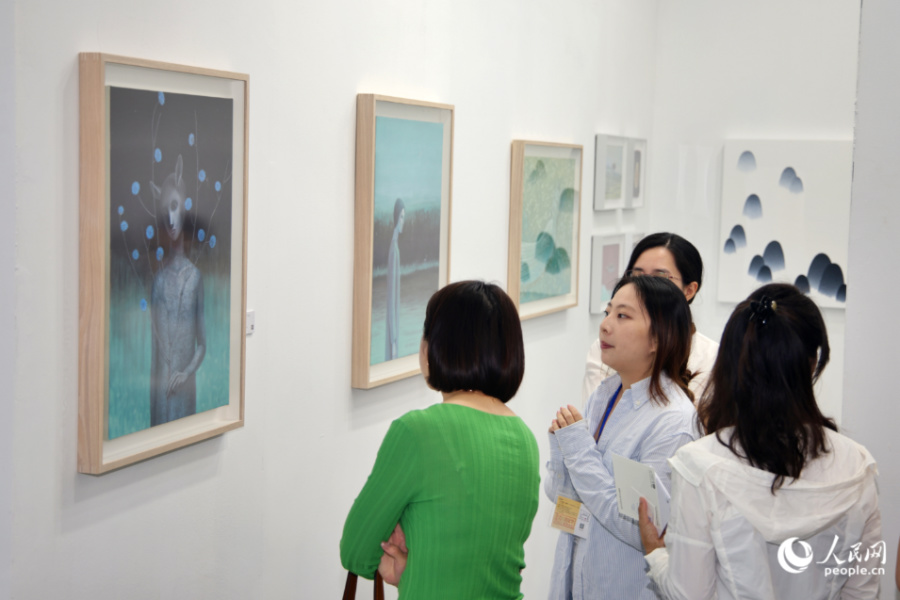 工作人員正在講解。人民網(wǎng)記者 陳博攝